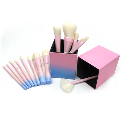 Gradient color makeup brush