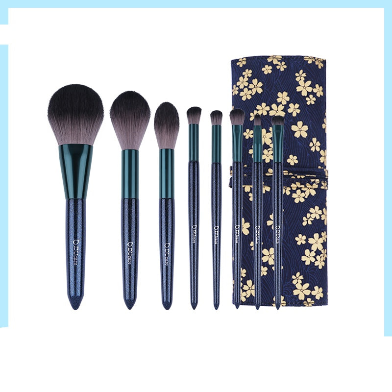 Makeup brush set complete