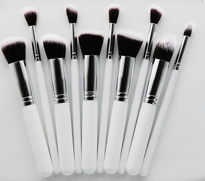 Makeup brush