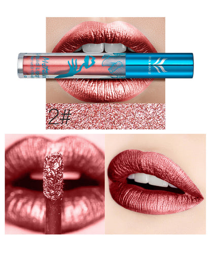 Liquid lip gloss